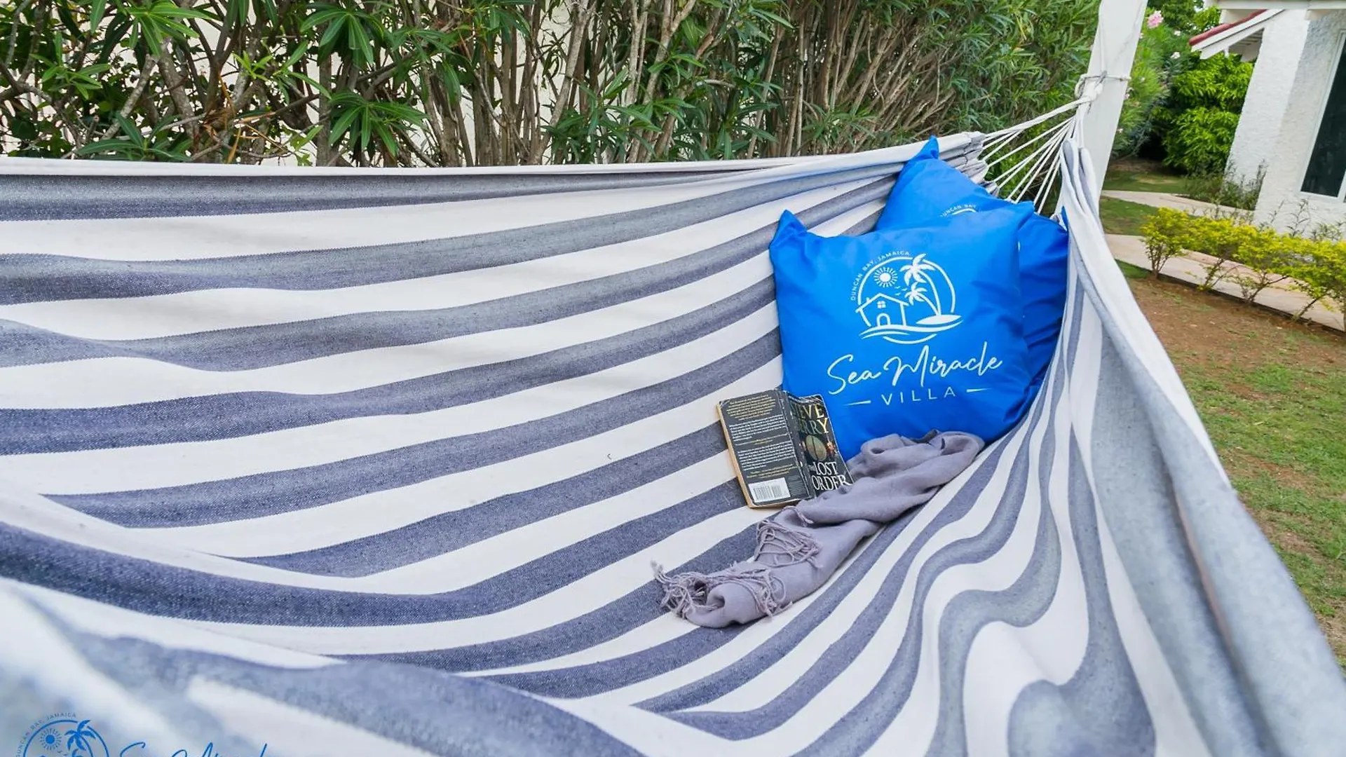 Sea Miracle Villa/Beach Cottage Silver Sands Feriehus