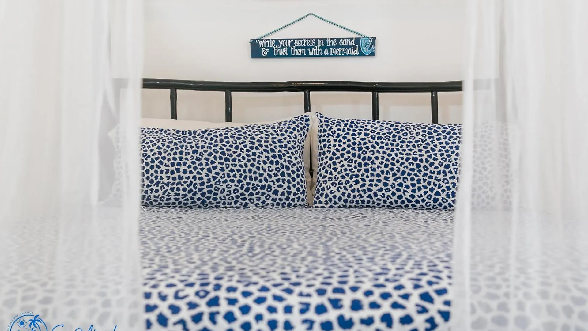 Sea Miracle Villa/Beach Cottage Silver Sands 0*,